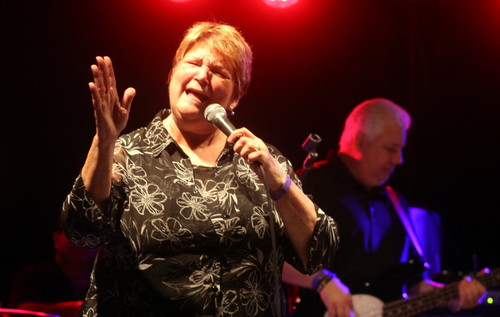 Kathy Savoie of the Wiseguys sings at the Rodney Thomas benefit at Tipitina's. (Robert Morris, UptownMessenger.com)