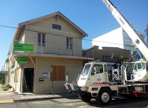 Equipment is delivered to 5100 Freret Street for the new Mint restaurant on Oct. 9. (Robert Morris, UptownMessenger.com)