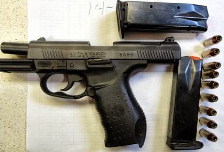 A .40-caliber Smith & Wesson handgun discovered at Louis Armstrong airport in March (via tsa.gov)