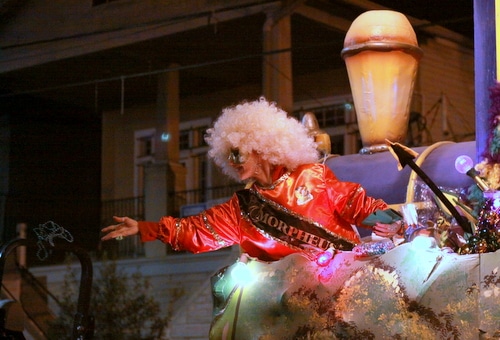 Krewe of Morpheus rolls on Magazine Street. (Robert Morris, UptownMessenger.com)