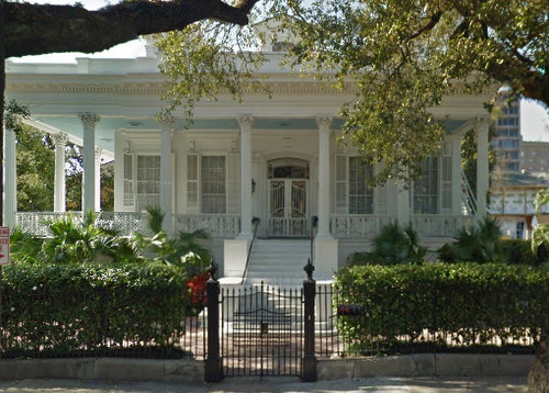 The Magnolia Mansion at 2127 Prytania Street. (via Google Maps)